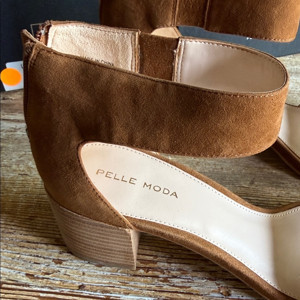 Pelle Moda Tan Suede Block Heels - Picture 2 of 16